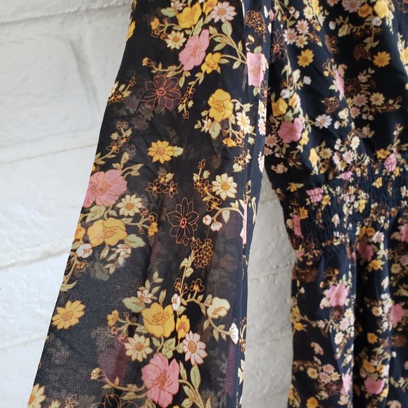 NWT Floral Print Peasant Sleeve Dress Sz S - Picture 9 of 9
